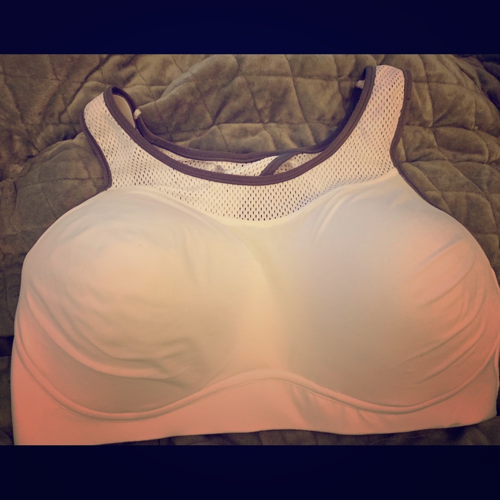 Maidenform Sports Bra 40D